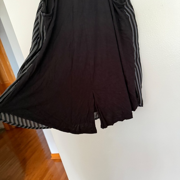 Flowy striped tank top - Picture 6 of 6